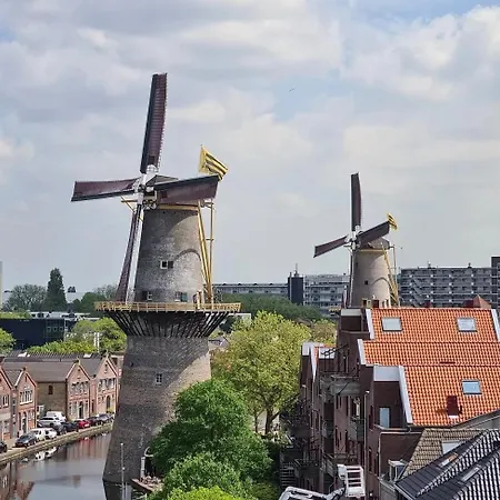 Historic Canal-side *